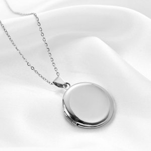 Collier médaillon rond doré 27 mm en acier inoxydable, pendentif ouvrable pour usage quotidien - Product Image 4