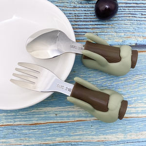 环保可爱动物树懒熊猫造型定制标志食品级硅胶婴儿勺子和叉子套装儿童批发价格 - Product Image 4