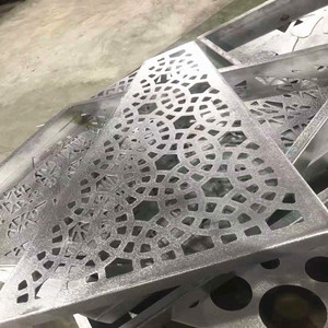 Panel de aluminio hueco tallado, pantalla metálica, revestimiento de fachada para decoración exterior de edificios públicos - Product Image 5