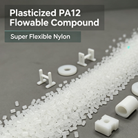 Granulés de PA12 plastifiés flexibles, matière première de polyamide 12 souple, granulés de nylon résistants aux chocs pour pièces plastiques de précision