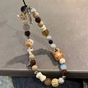 Chaîne de téléphone portable en PVC perlé faite à la main, ours mignon, bracelet court amusant pour enfants, unisexe - Product Image 2