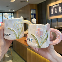 Tasse à petit-déjeuner mignonne pour femme tasse en céramique tulipe de grande valeur pour la maison tasse à café créative pour couple vente en gros