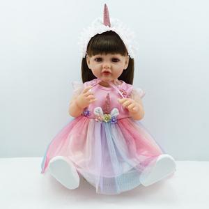 Poupée réaliste <span class=keywords><strong>Reborn</strong></span> <span class=keywords><strong>en</strong></span> <span class=keywords><strong>Silicone</strong></span> pour bébé, cadeau Surprise, réchauffement du cœur, 22 pouces, bon marché - Product Image 4