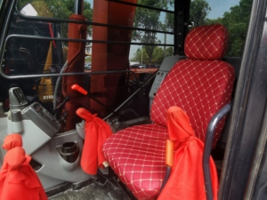 รถขุดไฮดรอลิกแบบตีนตะขาบ HITACHI Zx70 สภาพดี รถขุดมือสอง Hitachi 70 ขาย ราคาดี ประสิทธิภาพเยี่ยม - Product Image 5