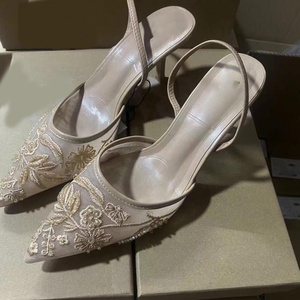 Nouveau bout en maille pointu talons hauts pour femmes dentelle petit Style parfumé polyvalent portant des sandales une pièce pour les femmes - Product Image 4