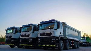 Camion à benne basculante HOWO 380HP Euro 2 Diesel d'occasion |   Véhicule minier 4x2 automatique |   Boîte de vitesses FAST à direction à droite |   Caméra arrière | - Product Image 2