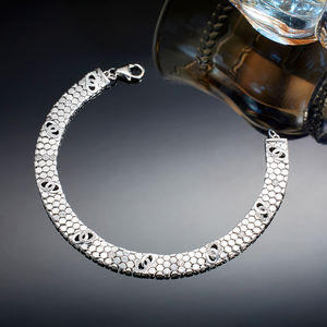 Grace Luxury Einzigartiges Designer 925 Silberarmband für Damen und Herren, 18K vergoldet mit funkelnden Steinen im Wabenmuster - Product Image 5