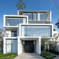Maisons au design moderne, bâtiments de forme spéciale, villa de luxe, maison à ossature en acier, villa