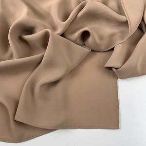 NUEVO Proveedor personalizado Islam Malasia Coreano Gasa Hijab Bufanda Chales Musulmán Premium Grueso Gasa Bufanda <span class=keywords><strong>Medina</strong></span> Seda Hijab - Product Image 5