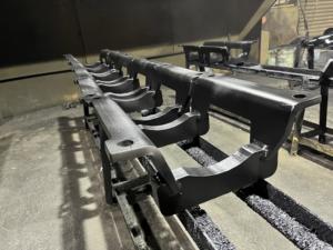 Protezione del collegamento della pista di qualità Premium di vendita calda per le parti del telaio dell'escavatore protezione della catena della pista per tutti gli escavatori modello - Product Image 6