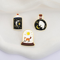 3 Style Animal Cartoon renard ours baleine ciel étoilé lune étoiles soleil corps célestes bouteille en verre broche émail doux épinglette