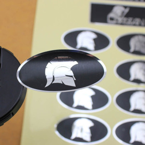 थोक स्टिकर के लिए गर्म मुद्रांकन पन्नी सोने की स्व-चिपकने वाली फैंसी ग्लास स्पष्ट कस्टम शराब बोतल लेबल - Product Image 1