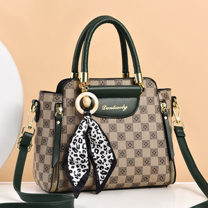 Sac à bandoulière de luxe élégant et tendance pour femme d'âge mûr, grande capacité, de haute qualité - Product Image 2