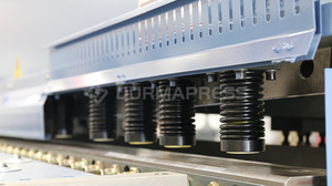 Hiệu suất ổn định NC qc12y 8*3200 mét Trung Quốc tấm kim loại sự xén lông trừu máy mà bền để sử dụng - Product Image 4