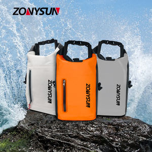 กระเป๋าเป้สะพายหลัง PVC สำหรับเดินป่า ท่องเที่ยว พิมพ์โลโก้ได้ กันน้ำ ผ้าใบกันน้ำ สำหรับตั้งแคมป์ แบบม้วนปิดปากกระเป๋า  กระเป๋าแห้งพับได้ กันน้ำ - Product Image 3