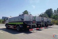 Camion-citerne multifonctionnel de 15 m³ à vendre directement de l'usine, avec système de pulvérisation haute pression pour l'arrosage routier