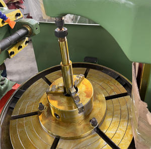 Machine à tailler les engrenages entièrement hydraulique automatique Y3150 avec boîte de vitesses et moteur, machine à tailler les engrenages multifonctionnelle à vendre - Product Image 3