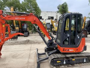 Miniexcavadora Usada Hitachi ZX50 de 5 Toneladas, Miniexcavadoras Japonesas Originales en Venta, Excavadora de Segunda Mano - Product Image 3