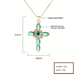 Collier Pendentif Croix Tendance en Or 18K avec Grandes Pierres de Zircon Cubique AAA pour Femme – Vente en Gros - Product Image 6