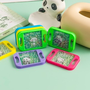 Jeu de labyrinthe de poche en plastique avec billes d'équilibre, motif Panda mignon, pour 14 ans et plus, avec des prix - Product Image 1