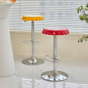<span class=keywords><strong>Tabouret</strong></span> <span class=keywords><strong>de</strong></span> bar réglable <span class=keywords><strong>en</strong></span> hauteur <span class=keywords><strong>de</strong></span> style nordique, <span class=keywords><strong>tabouret</strong></span> <span class=keywords><strong>de</strong></span> comptoir pivotant au design créatif <span class=keywords><strong>en</strong></span> <span class=keywords><strong>forme</strong></span> <span class=keywords><strong>de</strong></span> capsule <span class=keywords><strong>de</strong></span> bière, chaise <span class=keywords><strong>de</strong></span> bar moderne et minimaliste pour la maison - Product Image 2
