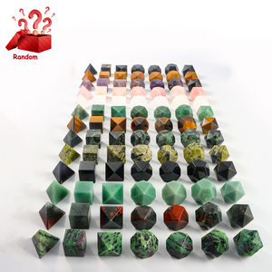 Bán buôn khắc bí ẩn xúc xắc ngẫu nhiên thủy tinh DND đá quý xúc xắc đá đa diện Bộ thủy tinh đầy màu sắc D20 cho ngục tối và rồng - Product Image 1