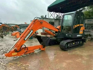 Miniexcavadora de cadenas Doosan DH55 de segunda mano de alta calidad y bajo precio con motor original y rendimiento ultraalto - Product Image 4