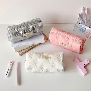 กระเป๋าเครื่องสำอางขนาดใหญ่สีชมพูน่ารัก กระเป๋าใส่เครื่องสำอางแบบพอง กระเป๋าใส่ดินสอ อุปกรณ์การเรียนสำหรับเด็ก - Product Image 4