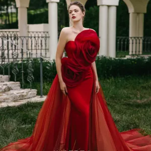 Jusere Einzigartiges Design Abendkleid mit 3D handgemachten Blumen Rote Meerjungfrau Abendkleider lang