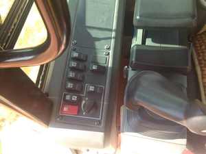 Excavadora sobre orugas D5H usada, de Japón, precio bajo, D5H, a la venta en Shanghai - Product Image 6