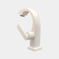 Robinet en PVC PP étanche en plastique pour salle de bains, cuisine, lavabo, évier, douche, robinet mural monté sur le pont