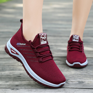أحذية رياضية نسائية G-YF11 بتصميم جديد مريح من نسيج محبوك، أحذية تنفس للسيدات - Product Image 1