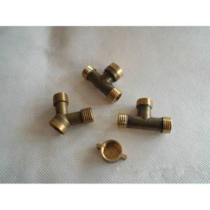 Raccord en T en cuivre à 3 voies avec tube de pulvérisation fin de 8,5 mm, filetage interne et externe pour machines de pulvérisation, prise incluse - Product Image 1