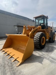 Cargador usado barato 856 con buen rendimiento Venta de carga nominal de 5 toneladas en componentes básicos-Motor - Product Image 3