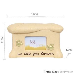 โกศใส่เถ้ากระดูกสัตว์เลี้ยงรูปปลาและกระดูกทำจากเรซิ่น พร้อมกรอบรูป สำหรับสุนัขและแมว ใช้สำหรับจัดงานศพสัตว์เลี้ยง - Product Image 6