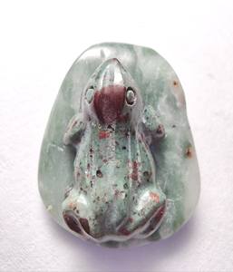 งูงานฝีมือเปล่งประกายคุณภาพสูงพร้อมจี้กบควอตซ์ (HO 4Mm) - Product Image 4