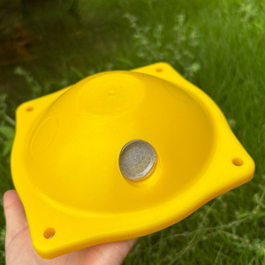 Bouées routières en plastique jaunes 170*170*46mm, clous routiers en plastique - Product Image 1