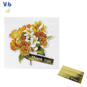 Collection mensuelle Scents of Seasons, carte de bouquet personnalisée, faite à la main, texte en feuille d'or gaufrée, carton écologique non couché - Product Image 3