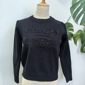 Maglione Versatile Anti-Età in Tessuto Pile Artico per <span class=keywords><strong>Donna</strong></span>, con Motivo a Lettere 3D, Lavorazione Artigianale, Top in Maglia Versatile - Product Image 1