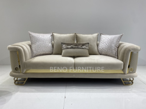 Sofá de Tela de Tres Plazas para Sala de Estar, con Patas de Acero Inoxidable y Brazos Enrollados - Product Image 5