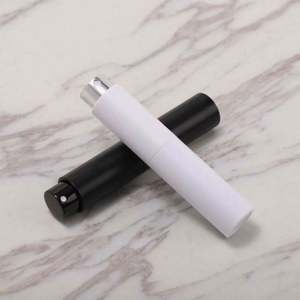 Doublure en verre ABS noir brillant portable de 8ml sous-bouteilles de parfum de marque OEM approvisionnement transfrontalier bouteilles de pulvérisation vides Logo personnalisé - Product Image 5