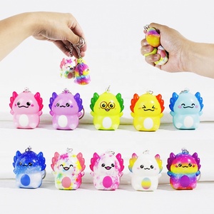 Adorable Cartoon Salamander Slow-Rise Porte-clés Hypoallergénique PU Foam balle anti-stress Mignon compagnon de bureau pour enfants Adultes Garçons Filles - Product Image 6