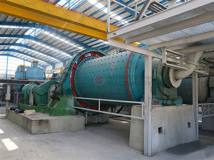 Vente directe usine : Broyeur à billes industriel 900x1800 pour le broyage de minerai métallique en poudre, de sable de silice et avec revêtement céramique - Product Image 3