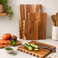 Natuurlijke acacia houten snijplank set, geschikt voor het serveren van fruit, snacks en desserts. Kan ook als decoratieve serveerplank worden gebruikt.
