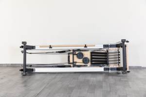 Stylish <strong>Design</strong> Studio Pilates Bed Reformer Aluminum Alloy <strong>Cama</strong> De Pilates Reformer with Half Tower - Product Image 4