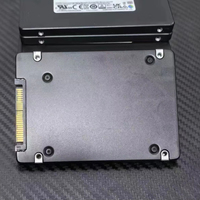 SSD (Solid State Drive) PM9A3 960GB, 1.92TB, 3.84TB, 2.5 INCH, Antarmuka U.2, PCIe Gen4, Enterprise, Tersedia