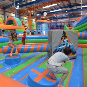 Indoor Opblaasbare Park Springen Speeltuin Trampoline Park Sport Games Kinderen Pretpark Apparatuur