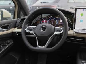 Nuevo <span class=keywords><strong>Golf</strong></span> 2025 Facelift R-Line Hatchback 300TSI 1.5 <span class=keywords><strong>TSI</strong></span> 160 HP <span class=keywords><strong>250</strong></span> Nm 7 velocidades DSG Turboalimentado FWD R17 Automático - Product Image 5