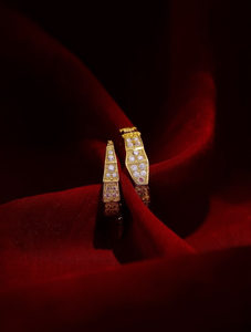 Orecchini Geometrici a Cerchio Placcati Oro con Cristalli e Strass, Minimalisti per Uso Quotidiano, Unisex - Product Image 2