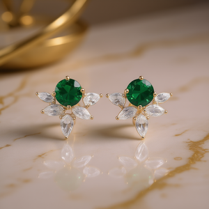 Orecchini a lobo in oro bianco con cristalli, a forma di fiore, con montatura a griffe, romantici, da festa, da donna, gioielli placcati oro 18K - Product Image 2